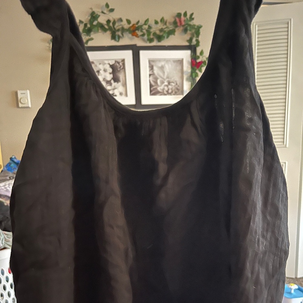 Ruffled sleeve  black tank top